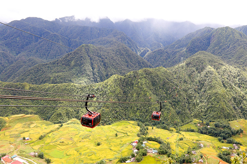 寝台列車で行くサパ！ベトナム最高峰ファンシーパン山＆少数民族に出会う旅3泊4日