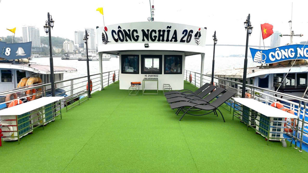 参加者数No.1の人気ツアー！世界遺産ハロン湾日帰りクルーズ　日本人のみの専用船利用！鍾乳洞ライトアップ見学あり　＜日本語ガイド／昼食／夕食／トレインストリートお送り可＞ #7 