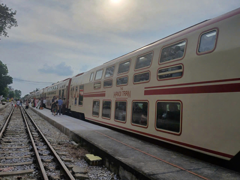 の画像 2階建て観光列車「ザ・ハノイトレイン」で楽しむハノイ市内観光 #0
