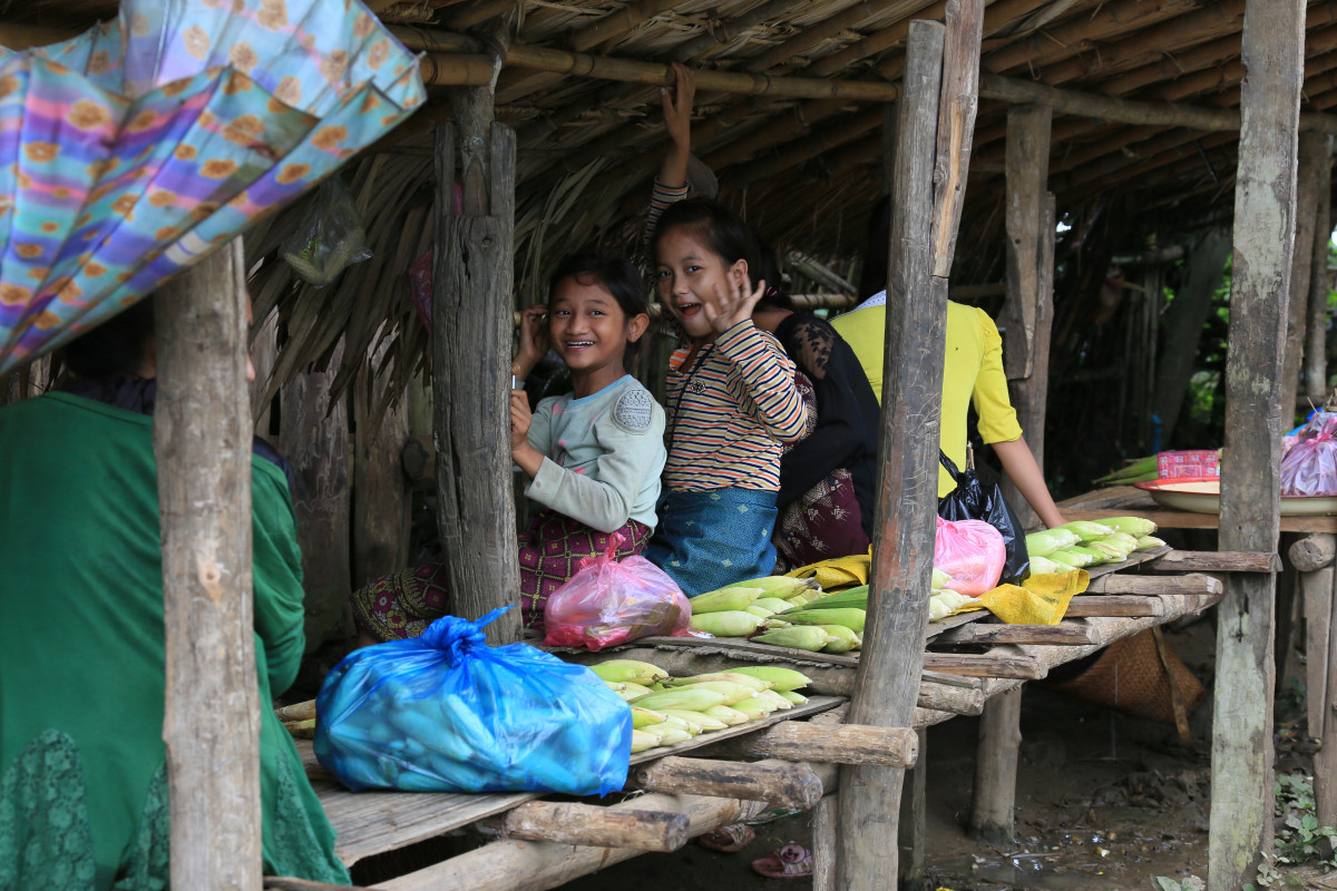 半日：クアンシー滝＆モン族の村散策（昼食なし） #1 