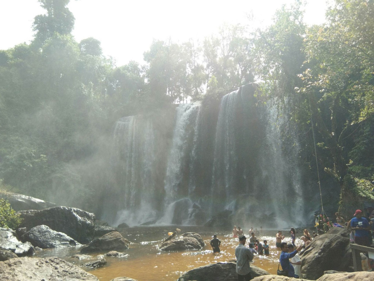 世界遺産＆絶景スポットを巡る「コーケー遺跡+プノンクーレン+ベンメリア」１日観光（昼食＆入場料込） #8 