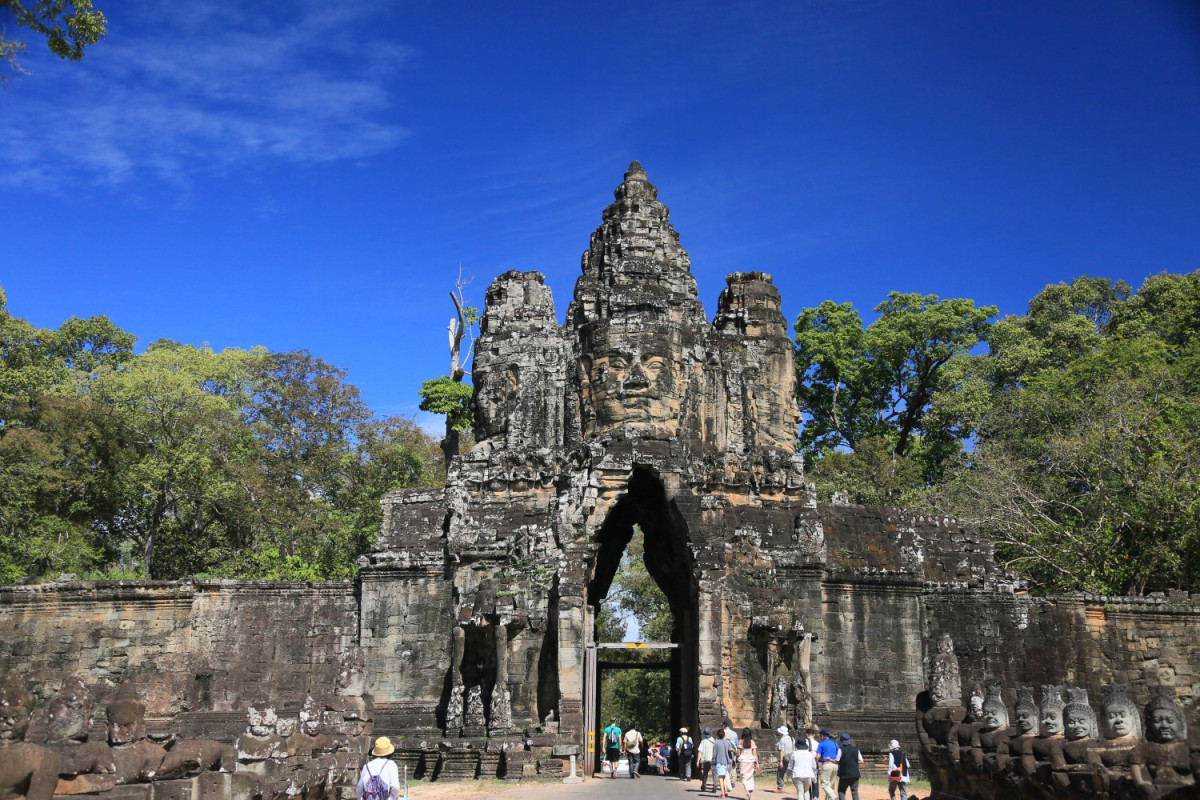 お手軽に満喫！アンコールワット半日貸切観光 お子様連れ歓迎！「朝日鑑賞付／午前発」　人気店チャンレイツリー昼食付プラン
