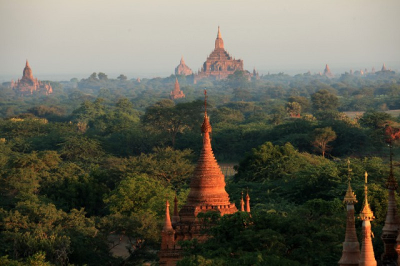 の画像 ヤンゴン発　世界遺産バガン遺跡群日帰り観光＜国内航空券込／ヤンゴンから日本語ガイド同行／昼食付＞ #1