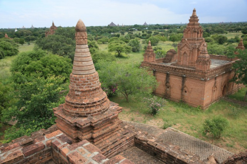 の画像 【格安プラン】ヤンゴン発着　世界遺産バガン遺跡群日帰りプラン＜国内航空券込／日本語ガイド in バガン／昼食付＞ #4