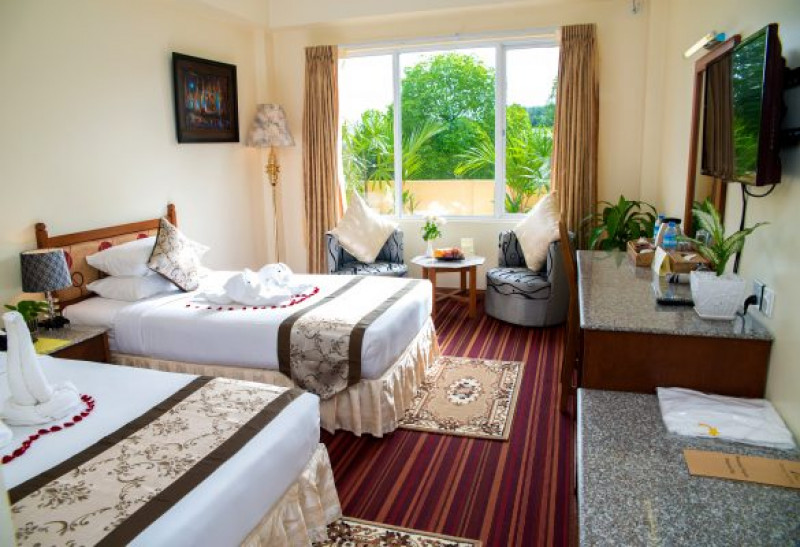 の画像 コスパ＆サービス抜群！　お手頃価格のバスタブ付き　３つ星ホテル「レノホテル」宿泊！〈日本語ガイド/往復空港送迎付き/朝食付/２泊プラン〉 #1