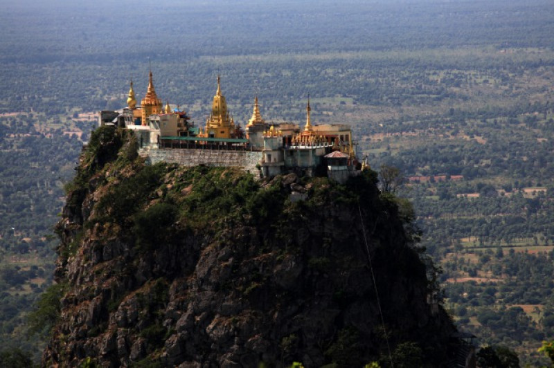 の画像 ヤンゴン発着　バガン遺跡群＆ポッパ山１泊２日〈日本語ガイド/国内線＆宿泊ホテル込〉 #3