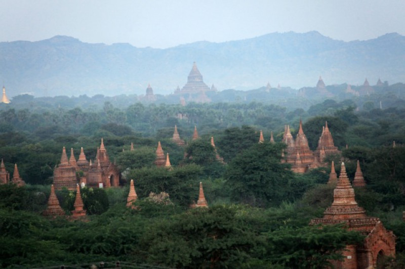 の画像 ヤンゴン発着　世界遺産バガン遺跡の中心“オールドバガン地区”に宿泊　５つ星ザ・ホテル＠タラバーゲート滞在３泊４日♪人気のコミコミプラン〈5つ星ホテル+空港送迎+国内線込/日本語ガイド/専用車貸切プラン〉　 #9