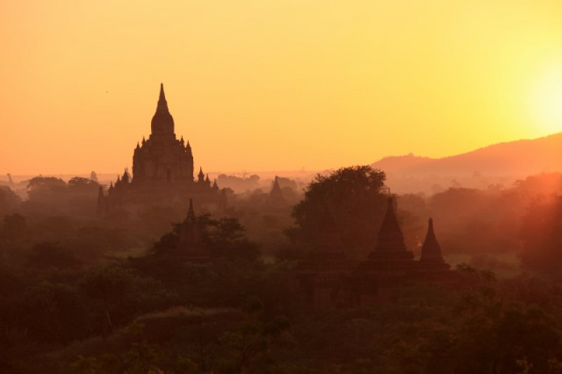 の画像 ヤンゴン発着　世界遺産バガン遺跡の中心“オールドバガン地区”に宿泊　５つ星ザ・ホテル＠タラバーゲート滞在３泊４日♪人気のコミコミプラン〈5つ星ホテル+空港送迎+国内線込/日本語ガイド/専用車貸切プラン〉　 #10