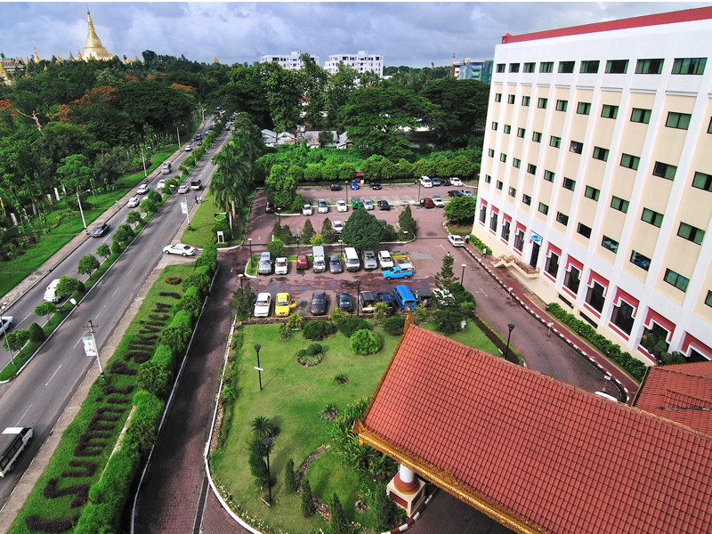 の画像 黄金に輝くシュエダゴン・パゴダビュー確約！4つ星「サミットパークビュー・ヤンゴン」宿泊！〈日本語ガイド/往復空港送迎付き/朝食付/２泊プラン〉 #5