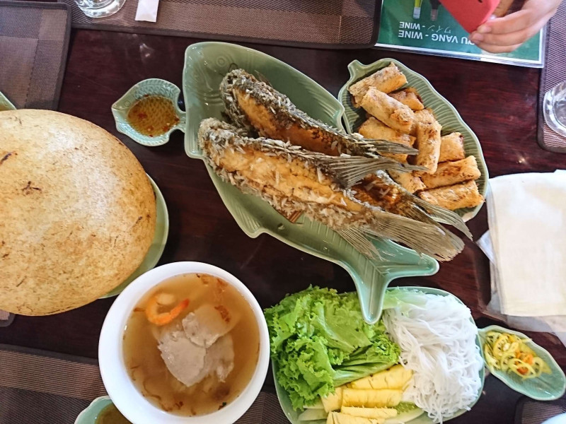 の画像 ２大観光地を一日で！一日：大河メコンデルタクルーズとクチ地下トンネル　昼食：メコン郷土料理（象耳魚のフライ、丸揚げ餅、フーティユ麺ほか） #6