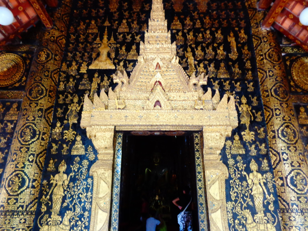 ビエンチャン発着！ ラオス高速鉄道で行く世界遺産の街ルアンパバーン日帰り観光（昼食・夕食付/日本語ガイド） #20 