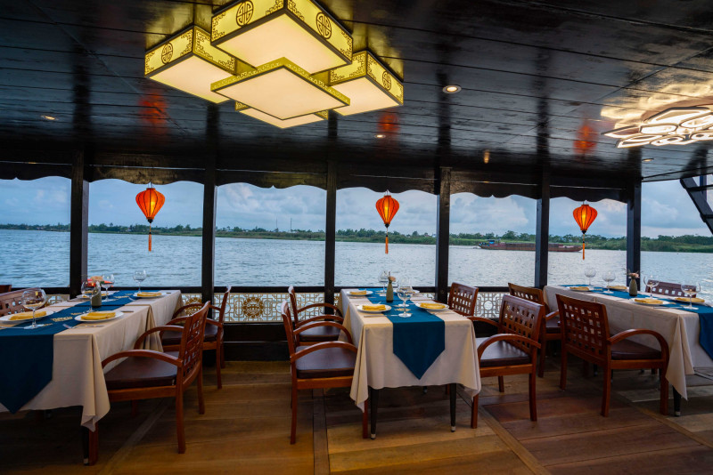 の画像 16:30発：夕暮れホイアン観光+トゥボン川ディナークルーズ（西洋セットメニュー） #4