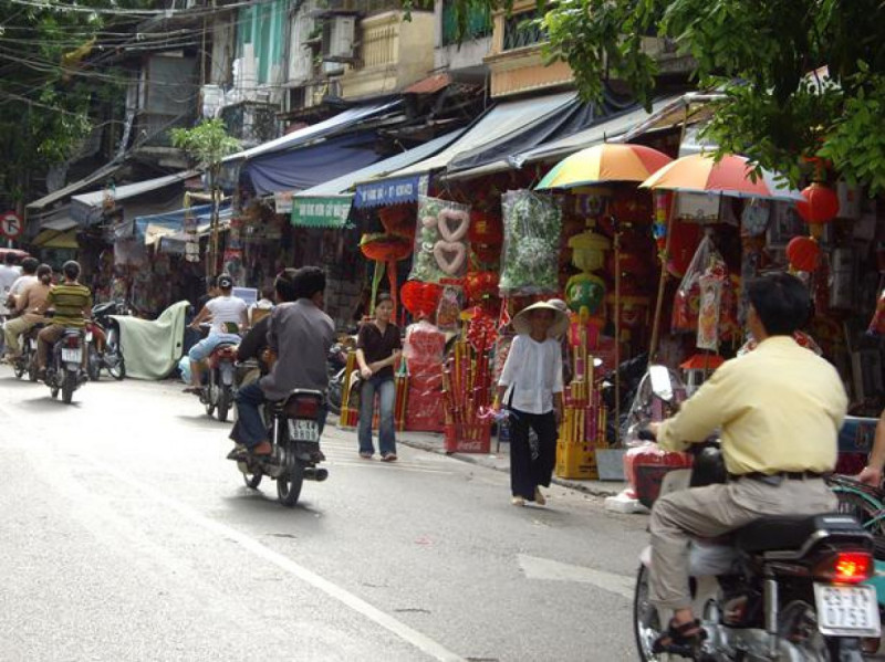 の画像 ハノイ充実ツアー！一日：ハノイ市内&バッチャン村観光（昼食付） #4