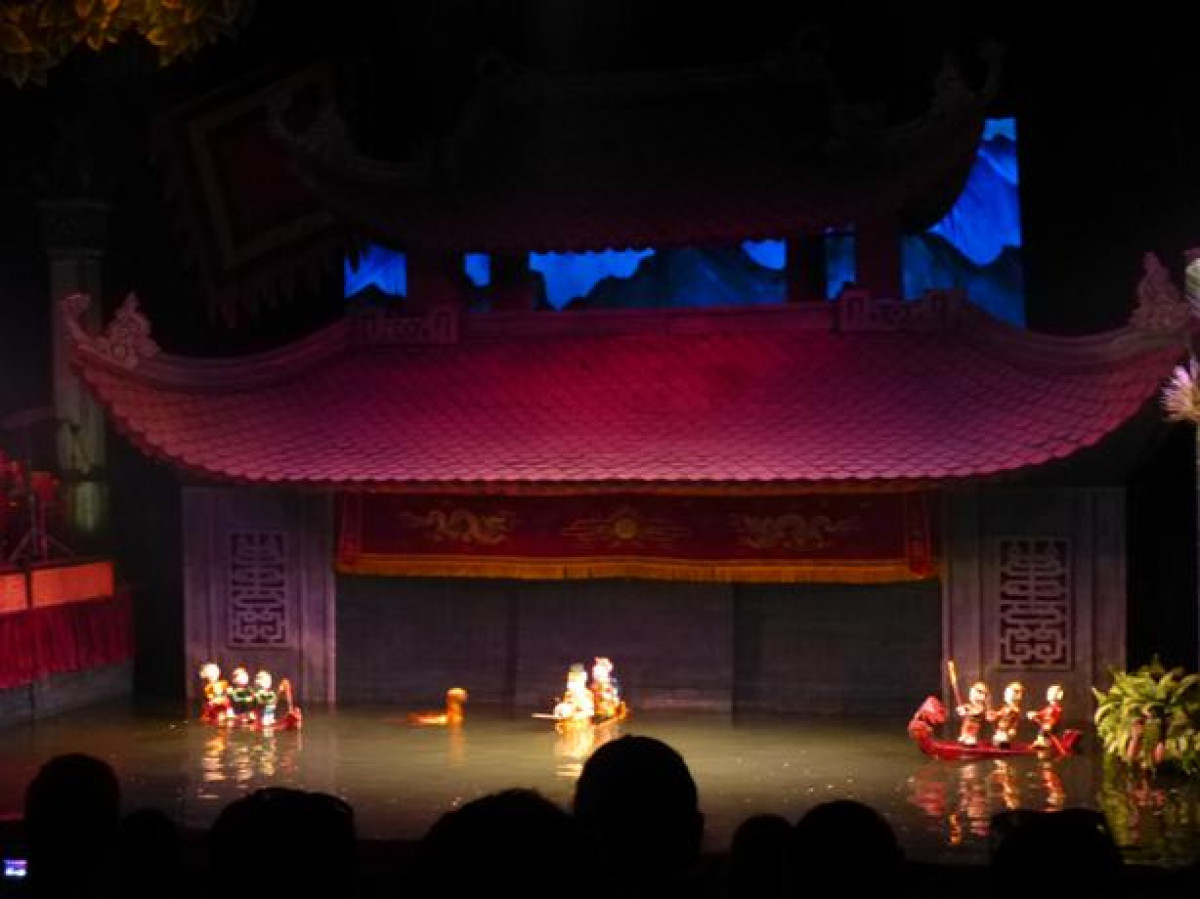 人気ナイトツアー！伝統芸能水上人形劇観賞と夕食（ベトナム料理） #14 