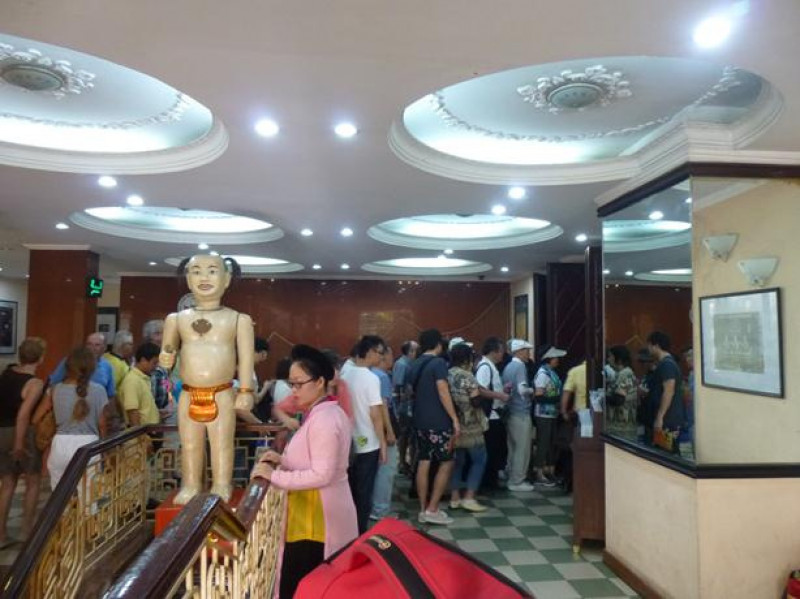 の画像 人気ナイトツアー！伝統芸能水上人形劇観賞と夕食（ベトナム料理） #4