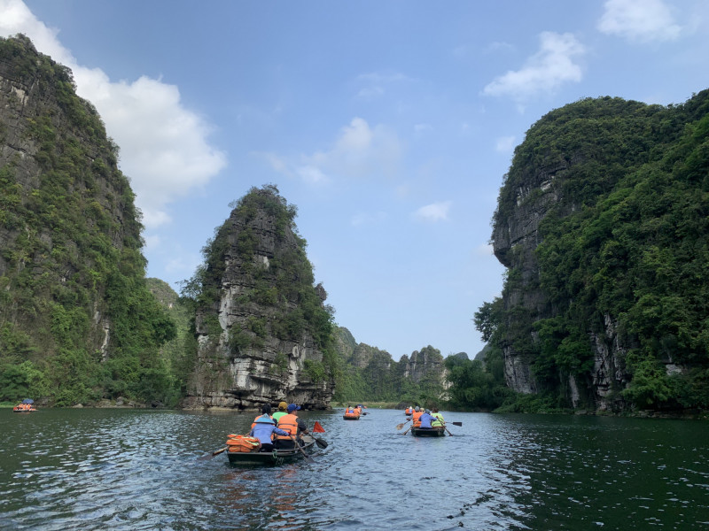の画像 2大世界遺産を巡る!世界遺産ハロン湾クルーズ&世界遺産チャンアンクルーズ1泊2日スーペリアクラス>バーヤクラシック号1泊2日&チャンアンクルーズ(昼2夕1朝1) #5 の画像 2大世界遺産を巡る!世界遺産ハロン湾クルーズ&世界遺産チャンアンクルーズ1泊2日スーペリアクラス>バーヤクラシック号1泊2日&チャンアンクルーズ(昼2夕1朝1) #5