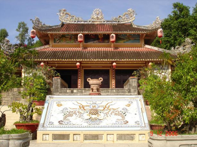 の画像 ニャチャンの海と街の見どころ観光！一日：島巡り（ミュ島の水族館、ムン島でシュノーケリング、モッ島で魚介類の養殖場）＆ニャチャン市内観光（ホンチョン岬、ポーナガール塔、ロンソン寺、ダム市場）昼食付 #11