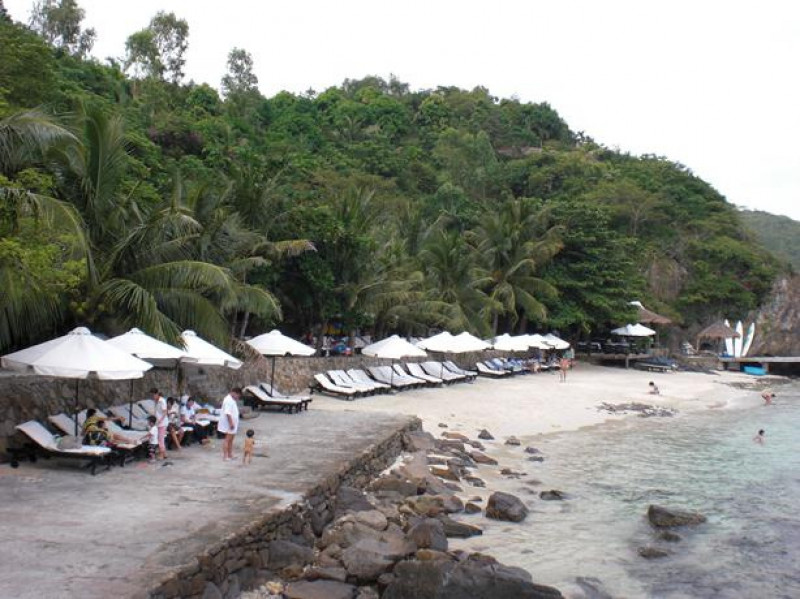 の画像 ニャチャンの海と街の見どころ観光！一日：島巡り（ミュ島の水族館、ムン島でシュノーケリング、モッ島で魚介類の養殖場）＆ニャチャン市内観光（ホンチョン岬、ポーナガール塔、ロンソン寺、ダム市場）昼食付 #7