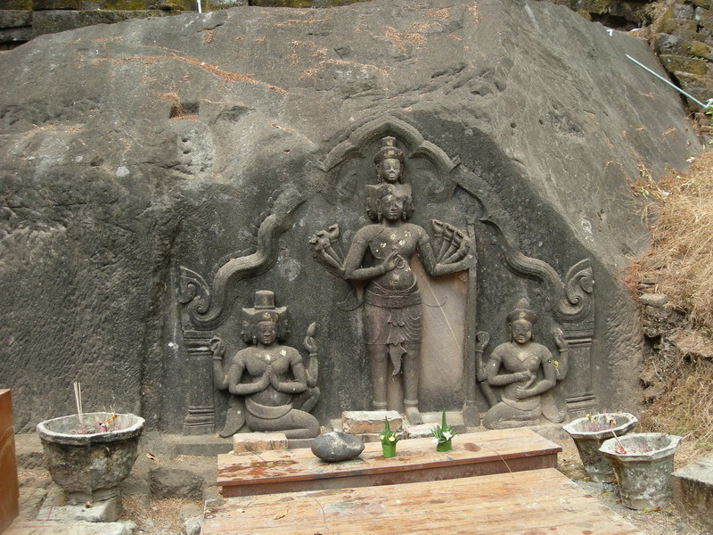 の画像 一日:世界遺産ワットプーと博物館とチョンメック国境(昼食付) #2