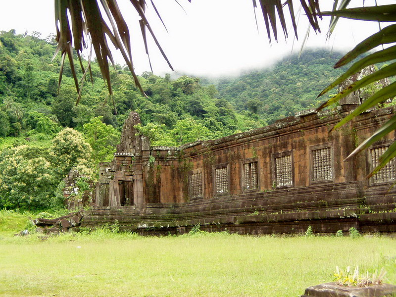 の画像 一日：世界遺産ワットプーと博物館とチョンメック国境（昼食付） #1