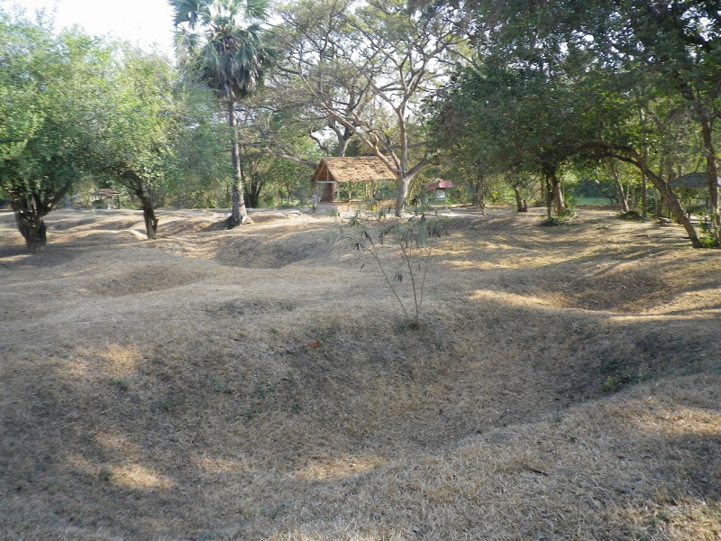 の画像 半日：歴史から学ぶトゥールスレン博物館（S21）とキリングフィールド #1