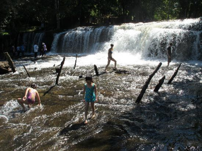 の画像 一日:バンテアイ・スレイ、プノン・クーレン、ベンメリア(昼食付)*アンコールチケット必要 #0