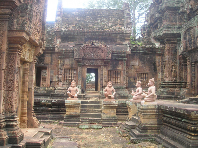 の画像 一日:バンテアイ・チュマール遺跡 + Rolus Thom(昼食・ガイド付) #0