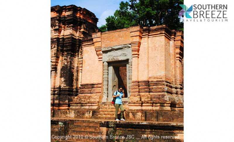 の画像 さくっと回れる！半日：アンコール遺跡小回りコース観光(タケウ、プラサットクラバン、バンテアイ・クデイ、スラスラン)食事無*アンコールチケット必要 #3