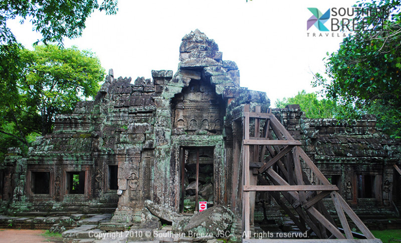 の画像 さくっと回れる！半日：アンコール遺跡小回りコース観光(タケウ、プラサットクラバン、バンテアイ・クデイ、スラスラン)食事無*アンコールチケット必要 #0