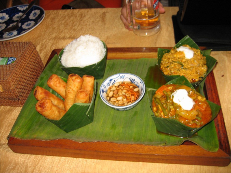 の画像 18:30発：伝説のクメールBBQ+パブストリート＆ナイトマーケット+フットマッサージ（30分) #0