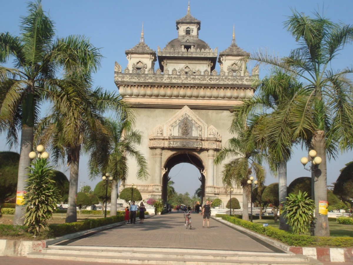 半日：ビエンチャン市内観光（ワットシーサケット・ワットホープラケオ・ワット・シームアン・タートルアン・パトゥーサイ・タラートサオ) #5 