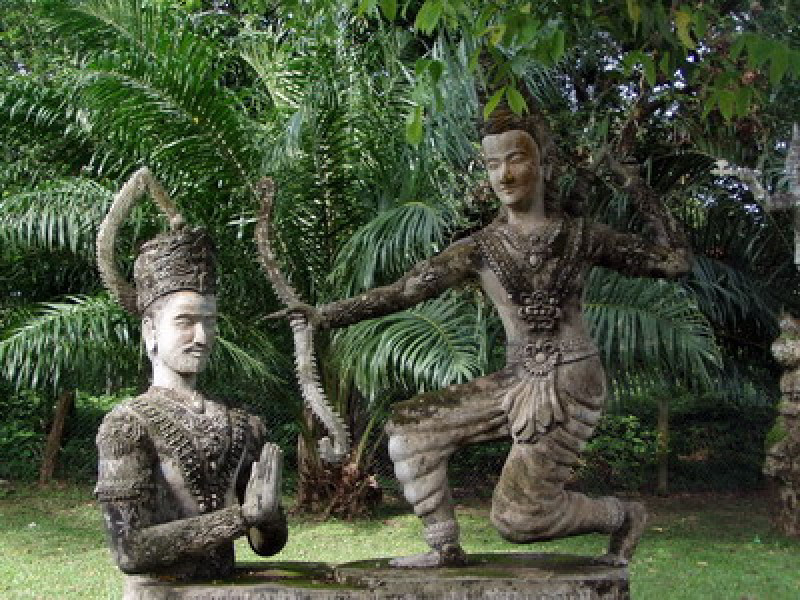 の画像 半日：ビエンチャン市内観光（ワットシーサケット・ワットホープラケオ・ワット・シームアン・タートルアン・パトゥーサイ・タラートサオ）昼食 #4